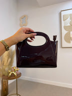 BOLSO GLOSSY BURDEOS