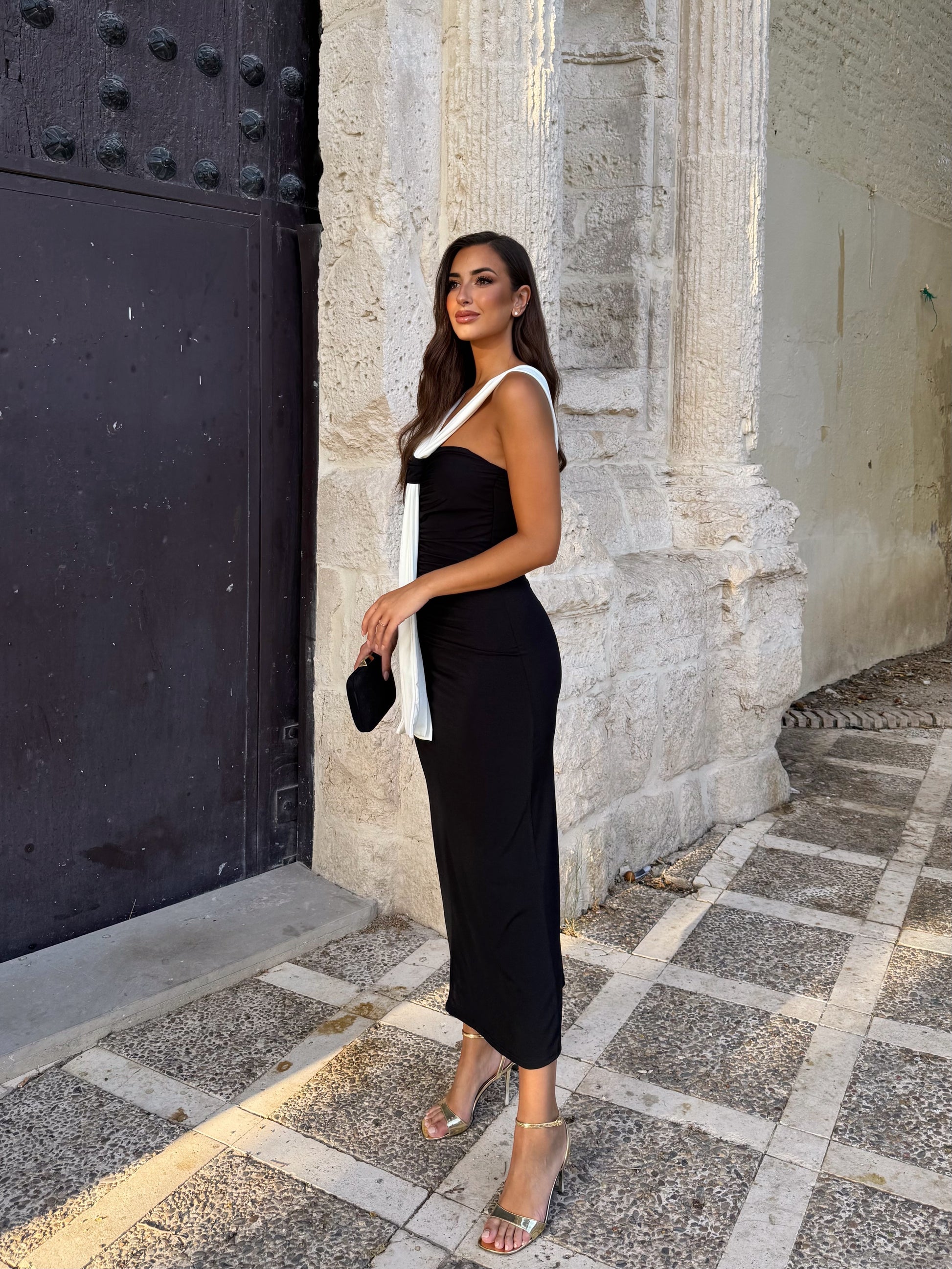VESTIDO MEDIA LUNA