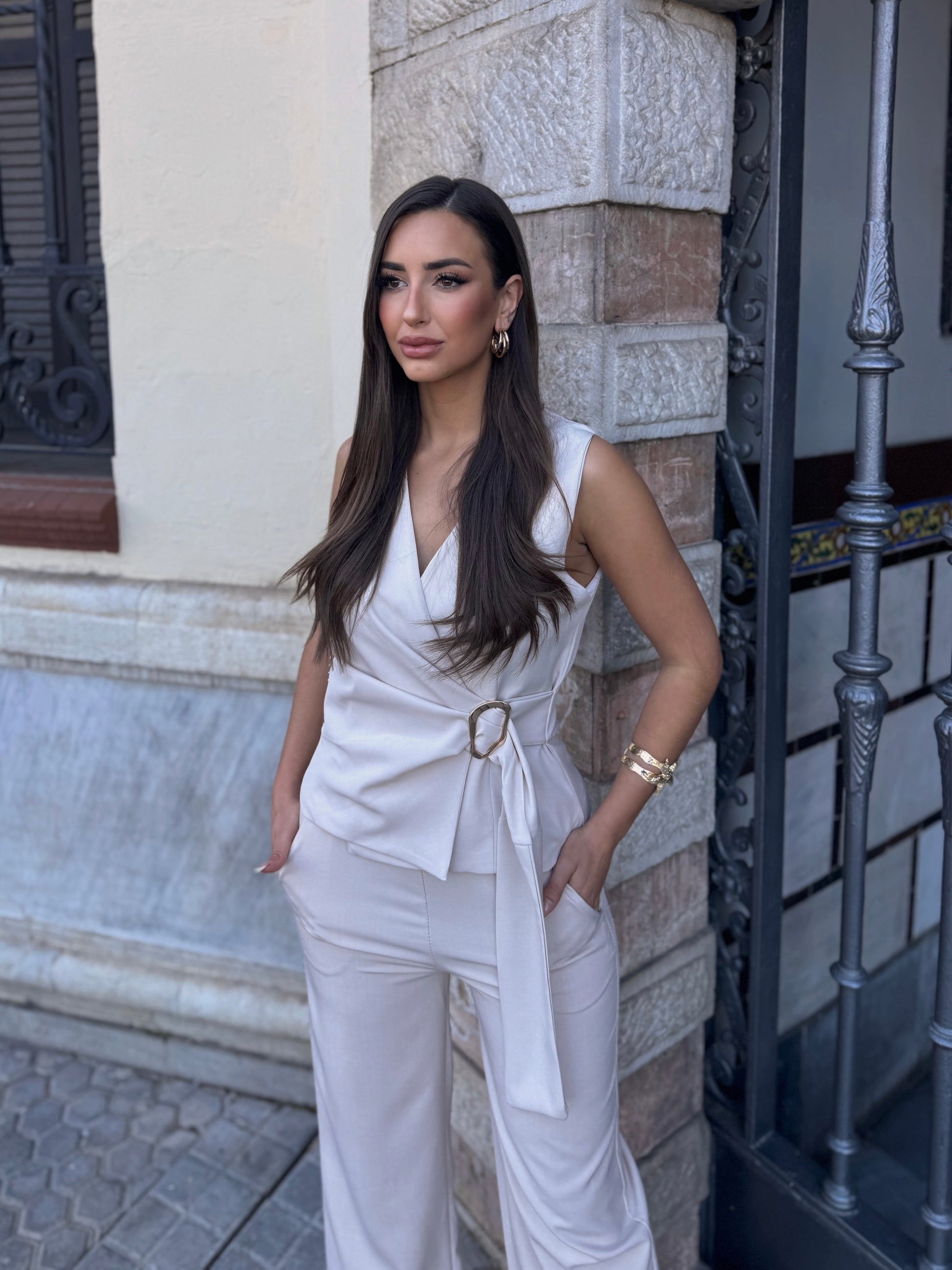 CONJUNTO ALEJANDRITA