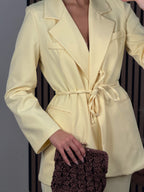 TRAJE CAMELIA AMARILLO