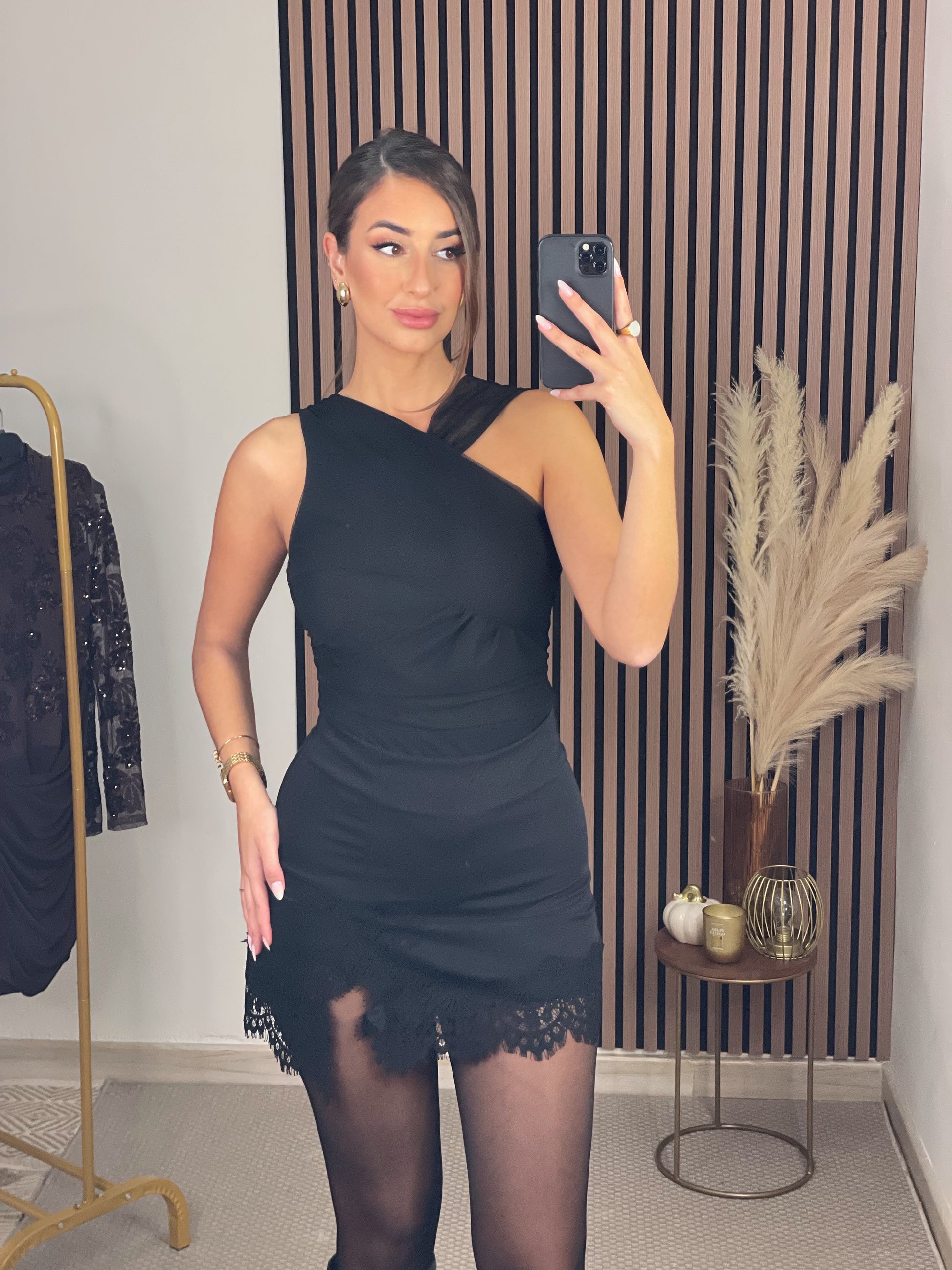 FALDA PANTALÓN ENCAJE NEGRA