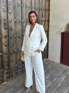 TRAJE ALMA