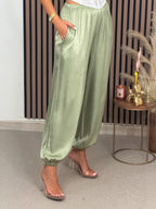PANTALÓN SATINADO VERDE