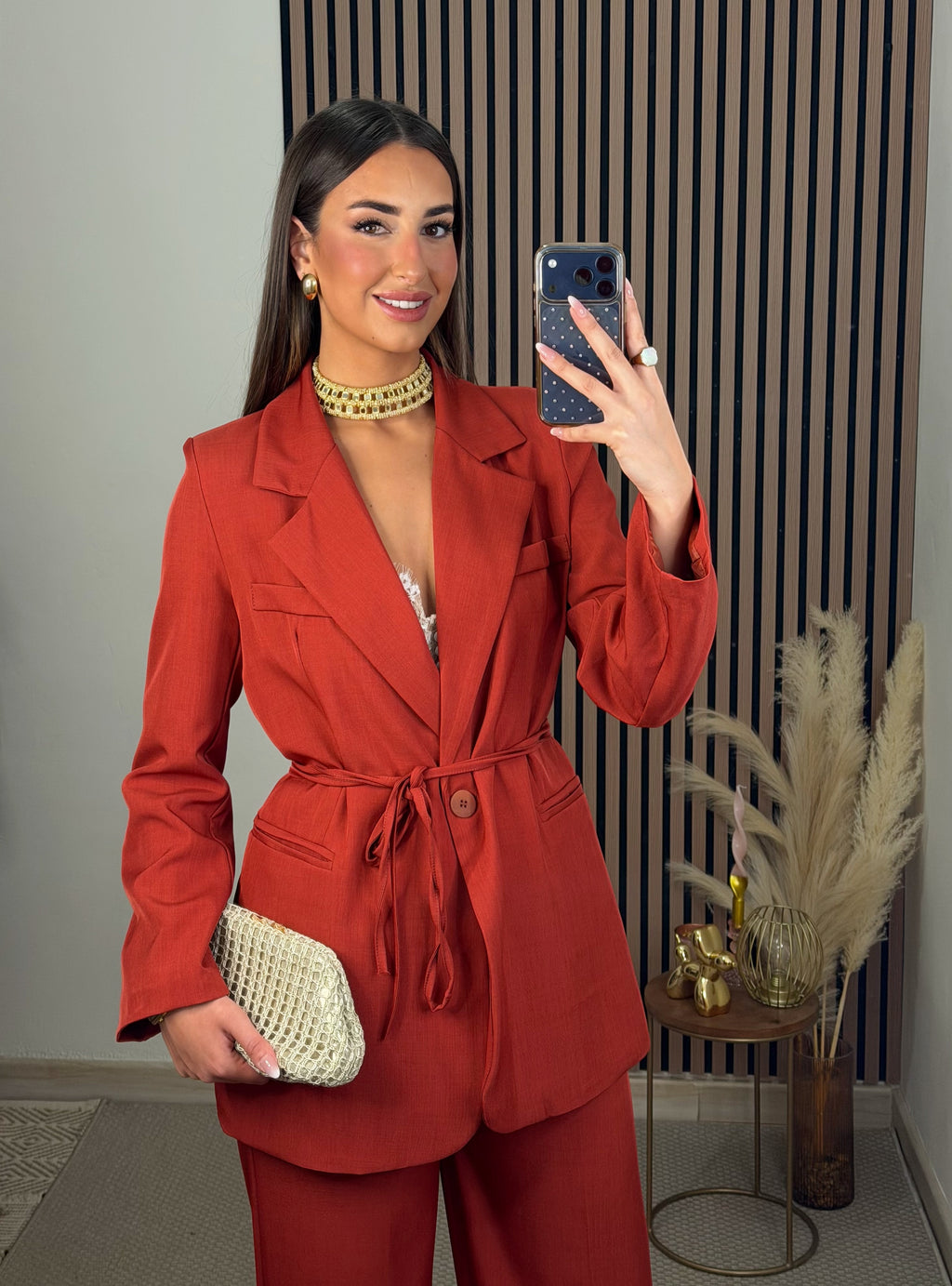 TRAJE CAMELIA