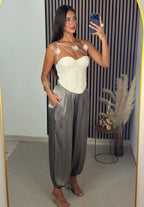 PANTALÓN SATINADO GRIS/TAUPE