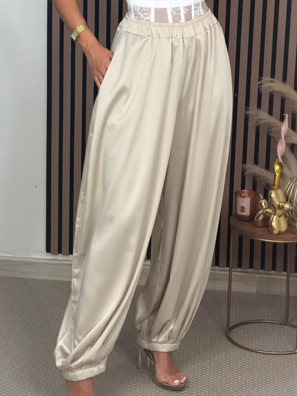 PANTALÓN SATINADO
