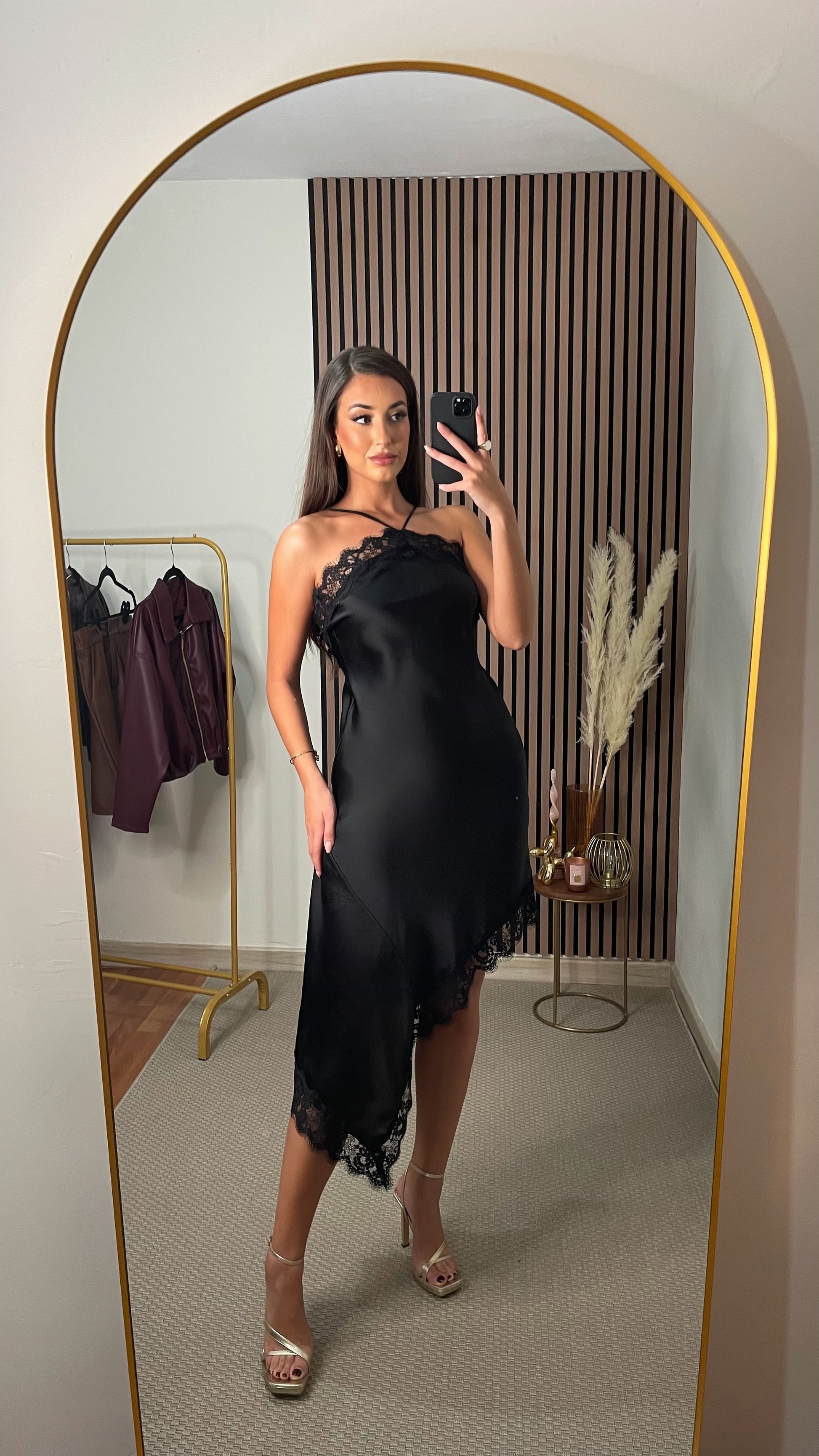 VESTIDO LENCERO NEGRO