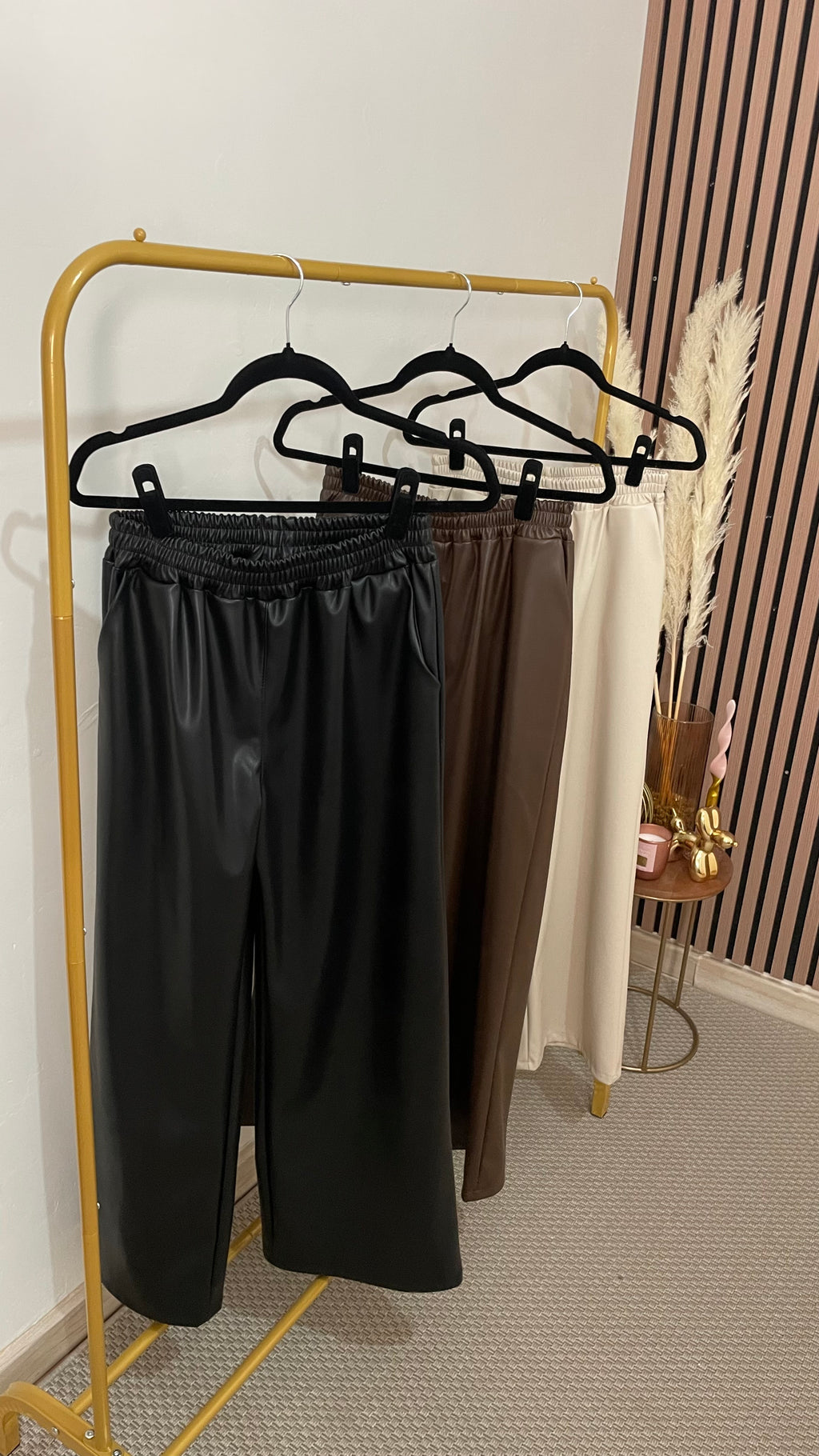 PANTALÓN POLIPIEL NEGRO