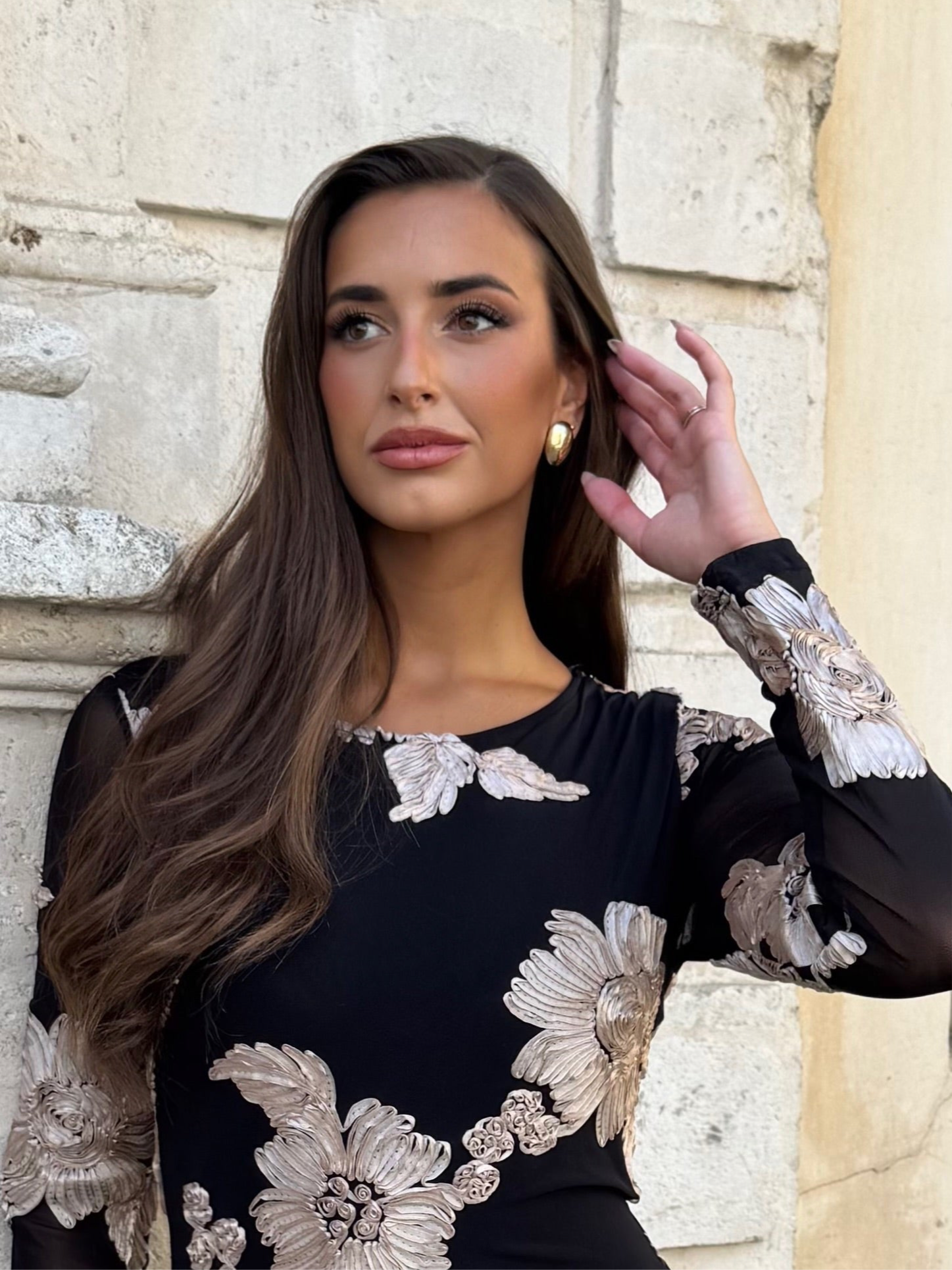 PENDIENTE BOTÓN DORADO