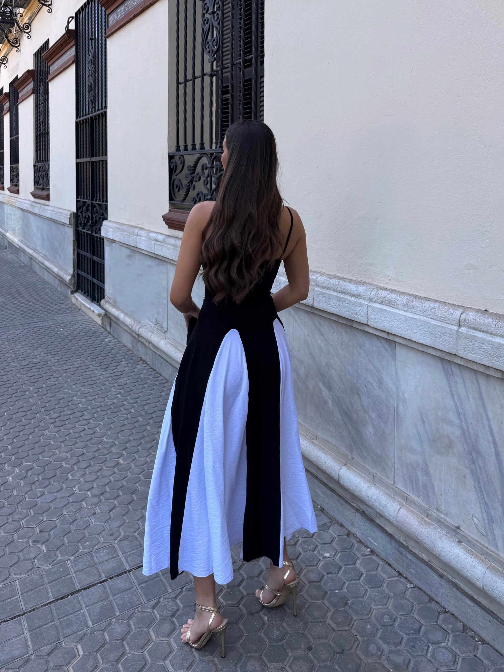 VESTIDO ABRIL