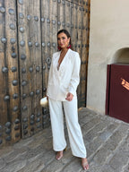 TRAJE ALMA