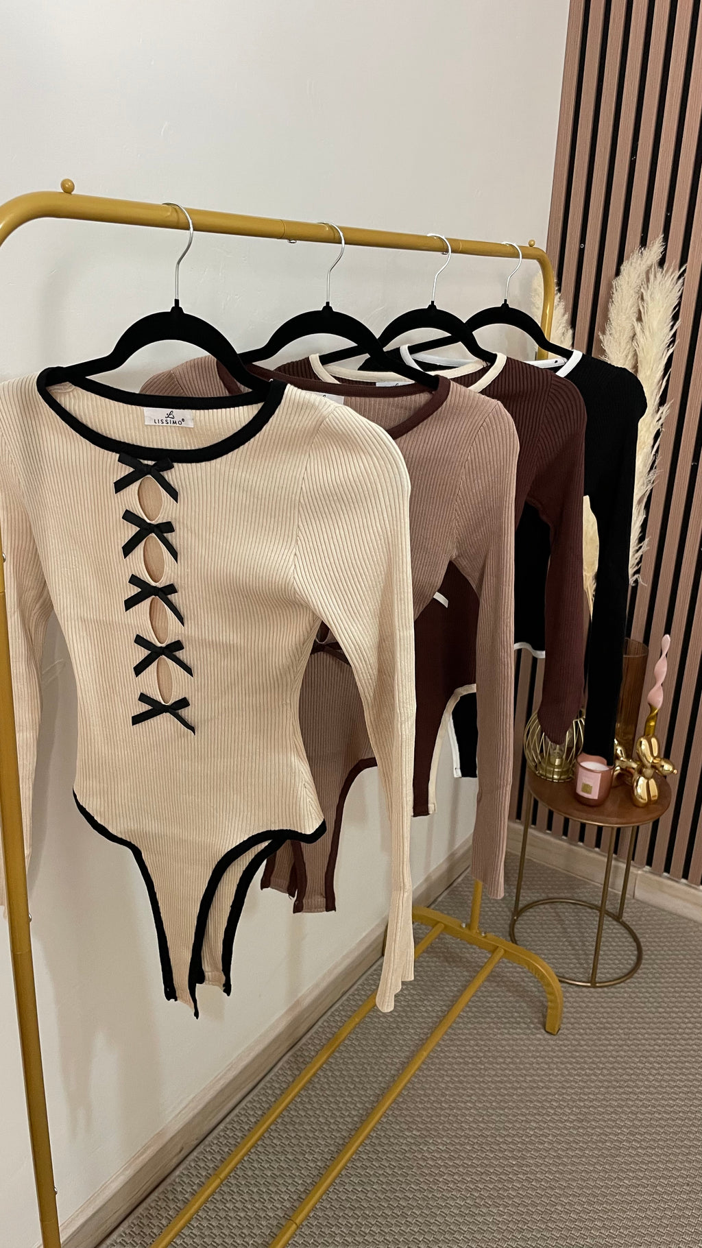 BODY PUNTO DETALLE LAZO BEIGE/NEGRO