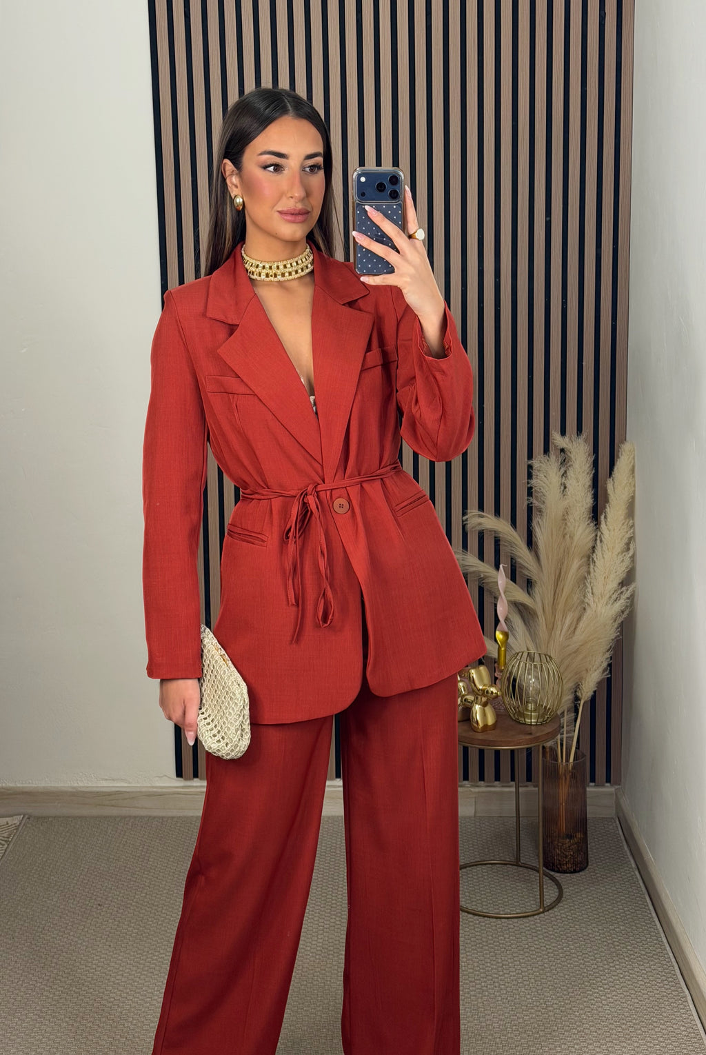 TRAJE CAMELIA