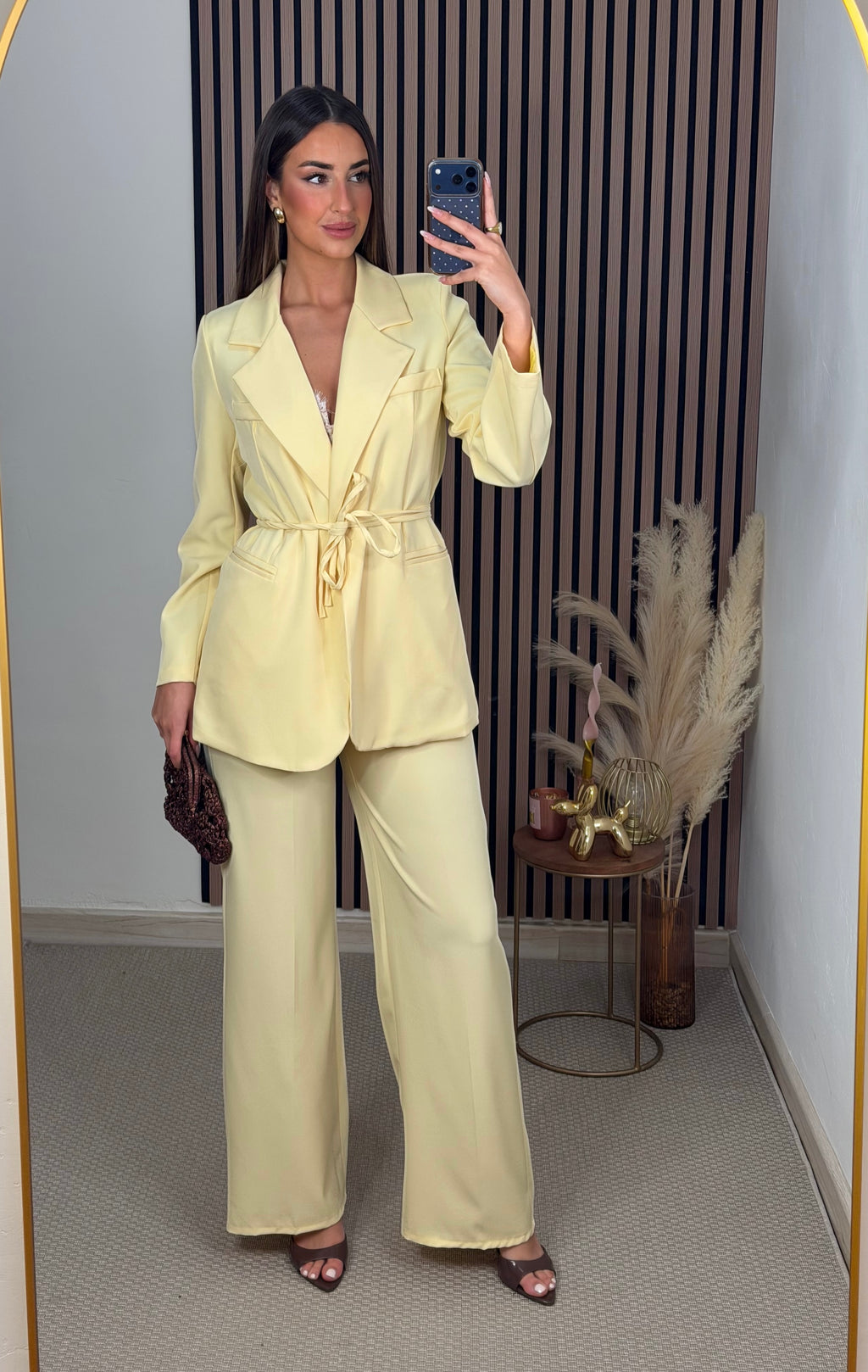 TRAJE CAMELIA AMARILLO