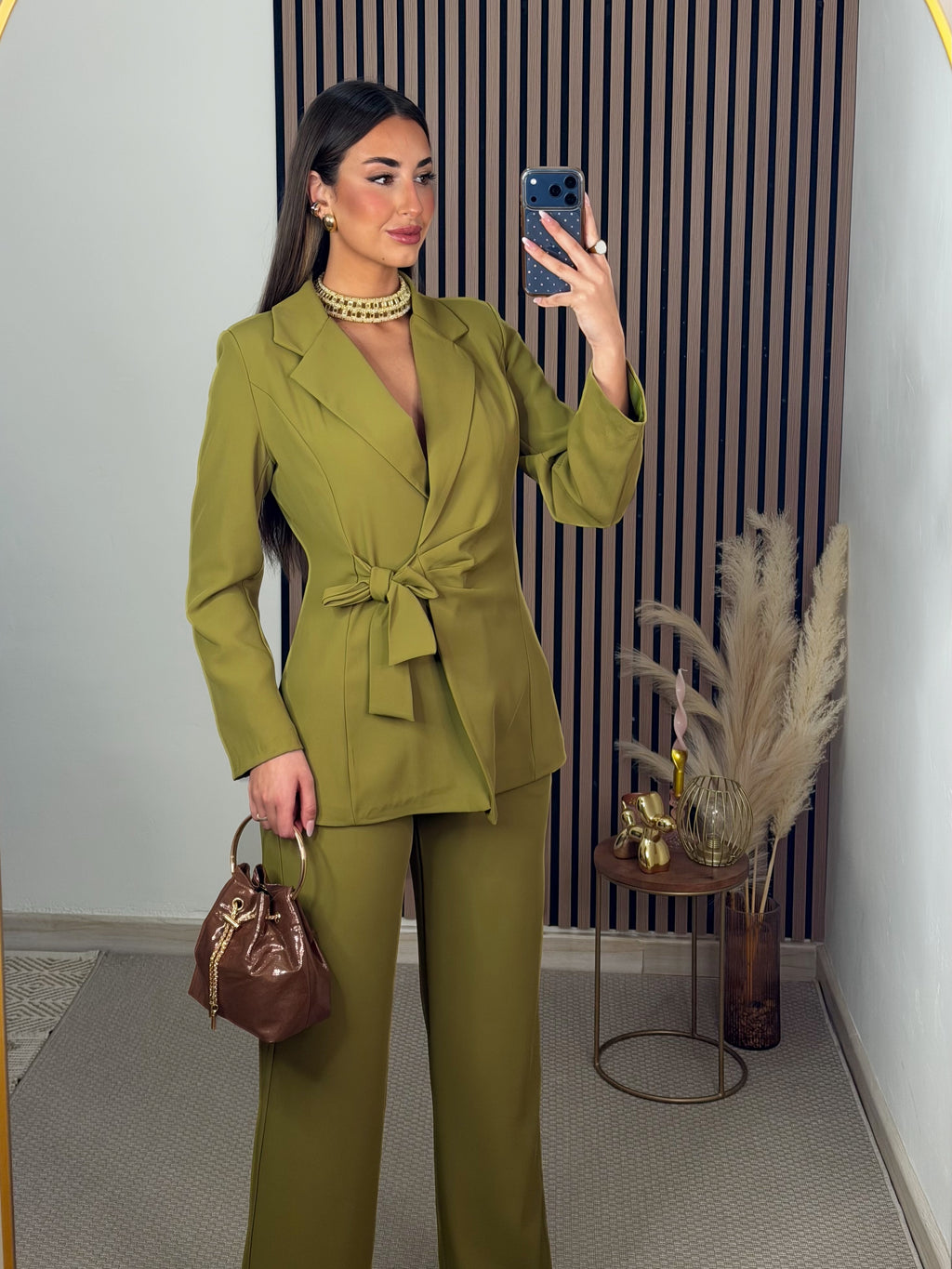 TRAJE DOLO